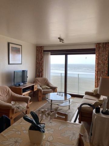 Seagull, Ruim En Volledig Vernieuwd Appartement Met Zeezicht In Westende Middelkerke Exterior foto
